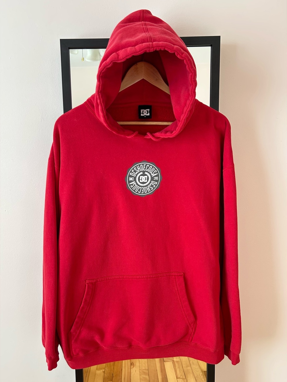 Vintage Y2K DC Shoes 🛹 hoodie sweater sweatshirt skateboards skate Dime Vans